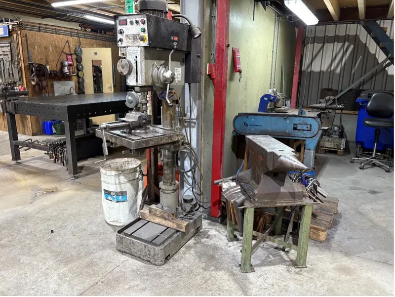 Lintzaag en automatische zaagmachines voor precisiesnijwerk